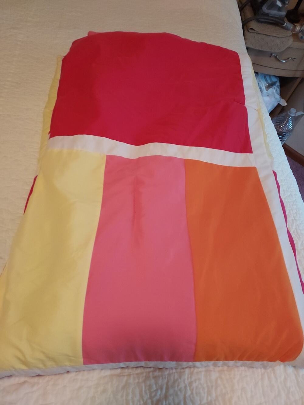 Color Block Comforter Bright Colors Twin Size Puffy EUC blended fabrics girls
